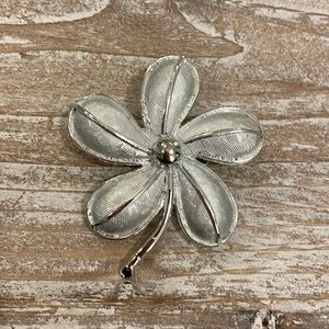 Silver Plated Flower Floral Brooch Pin
